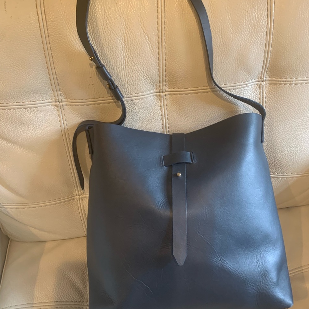 Calfskin Bucket Tote - blue